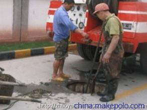 专业高压车疏通小区管道、高压清洗排污管道